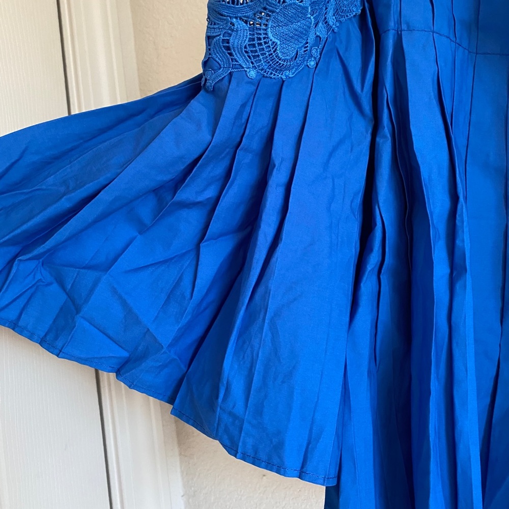 Top - Picture 3 of 5